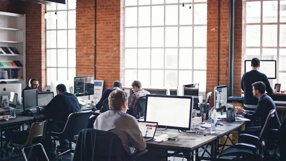 Как выбрать веб-студию в Дубовке по кейсам